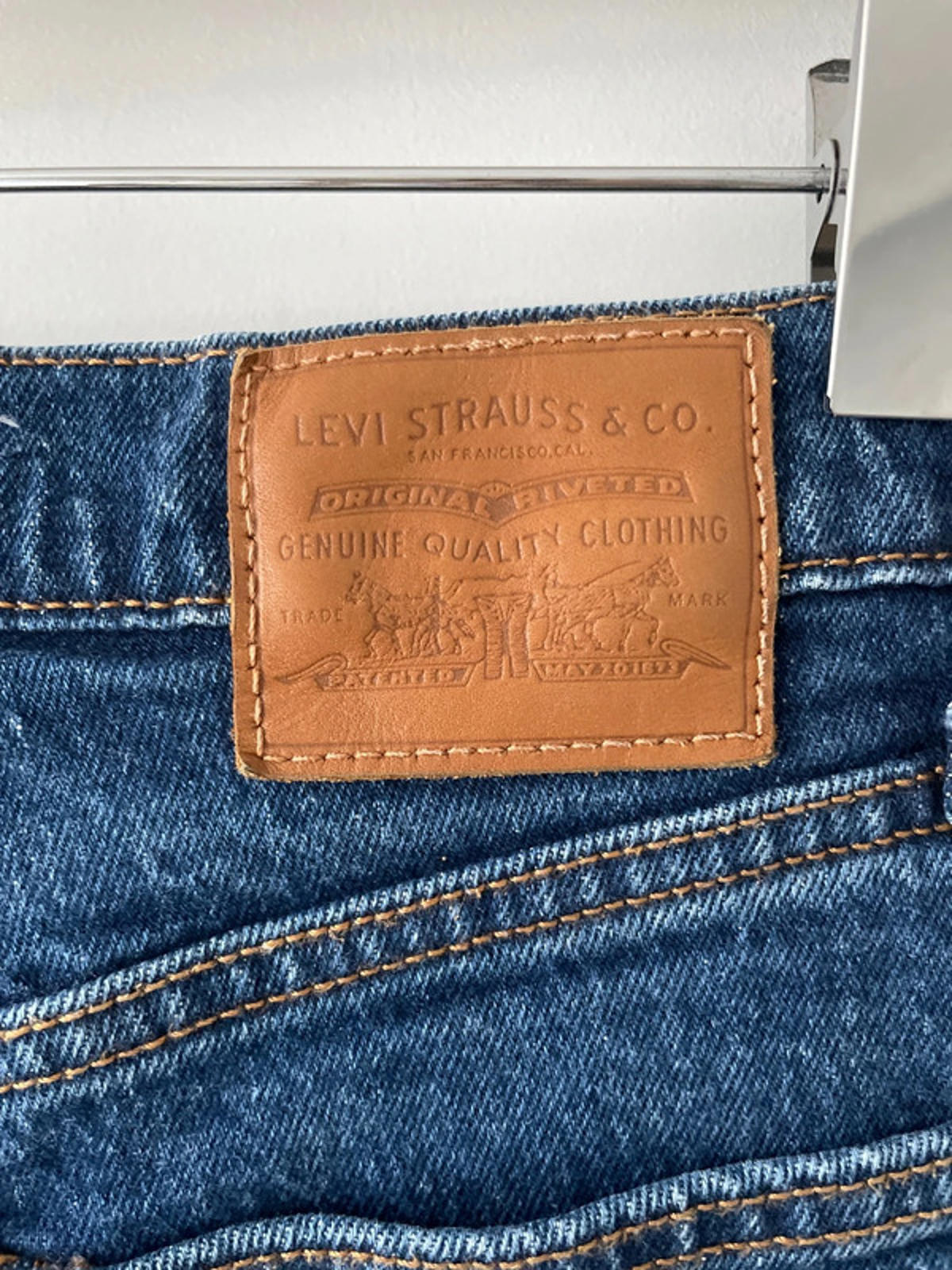 Women’s Levi’s High Waisted Ribcage Straight Fit Jeans In Navy - W25/L27 - 2527