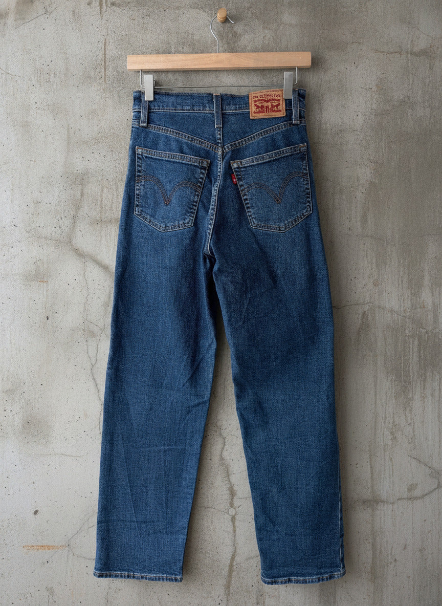 Women’s Levi’s High Waisted Ribcage Straight Fit Jeans In Navy - W25/L31