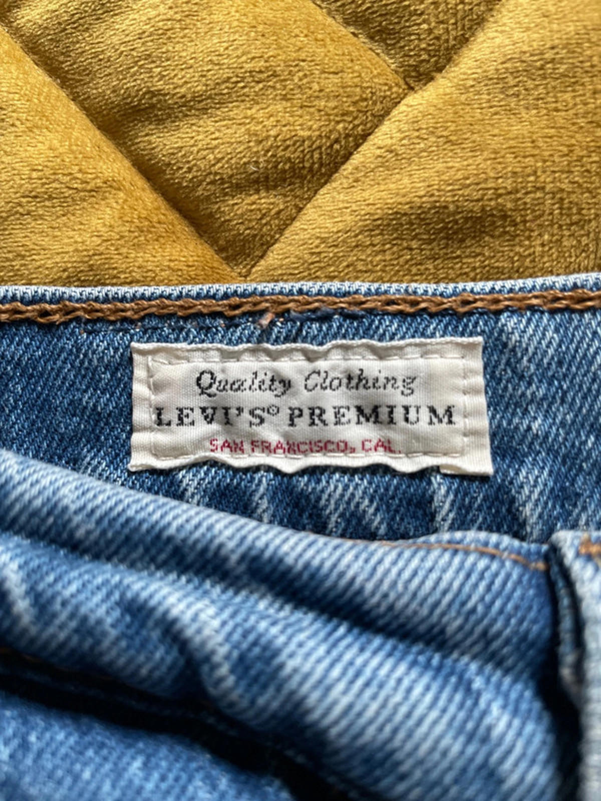 Women’s Levi’s High Waisted Ribcage Straight Fit Jeans In Navy - W28/L27 - 2518