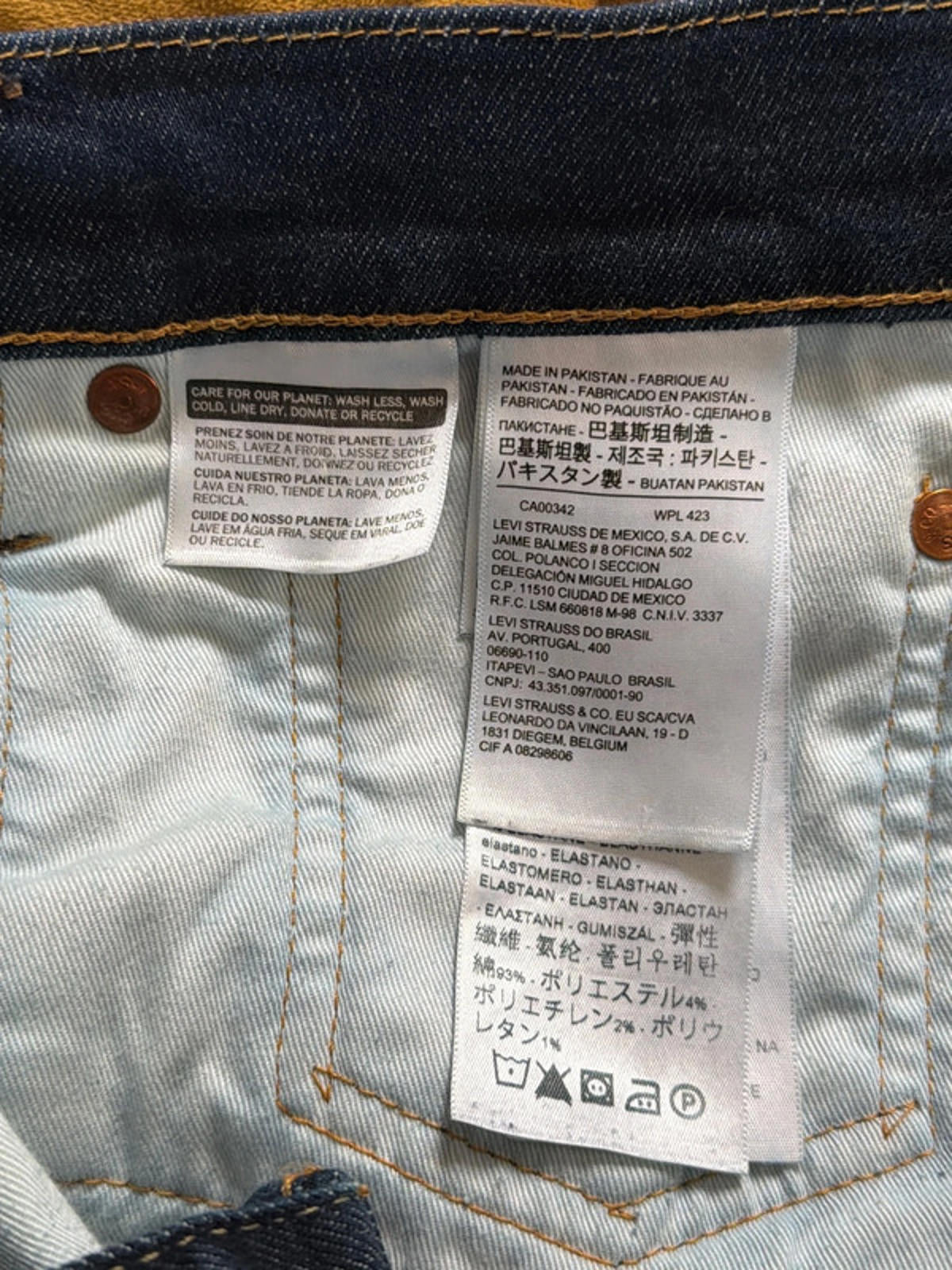 Men’s Levi’s 512 Slim Fit Jeans In Navy - W31/L32 - 2673