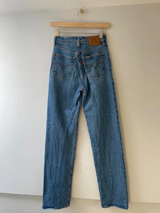 Women’s Levi’s High Waisted Ribcage Straight Fit Jeans In Navy - W24/L34 - 2561