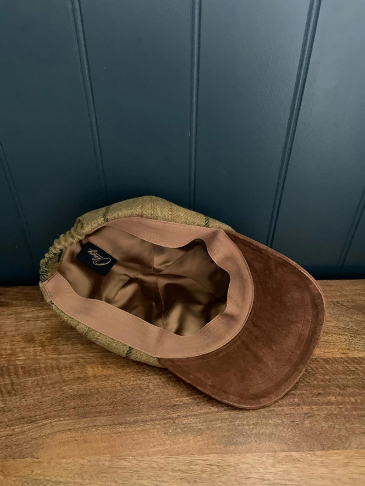 Unisex Olney Wool Tweed Checked & Suede Peak Cap In Green - Large - 2862