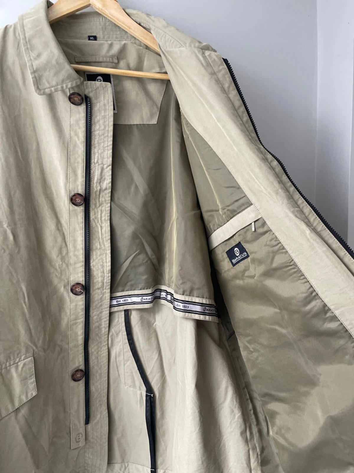 Men’s Baracuta Premium Trench Mac Coat In Beige - XLarge- 2068