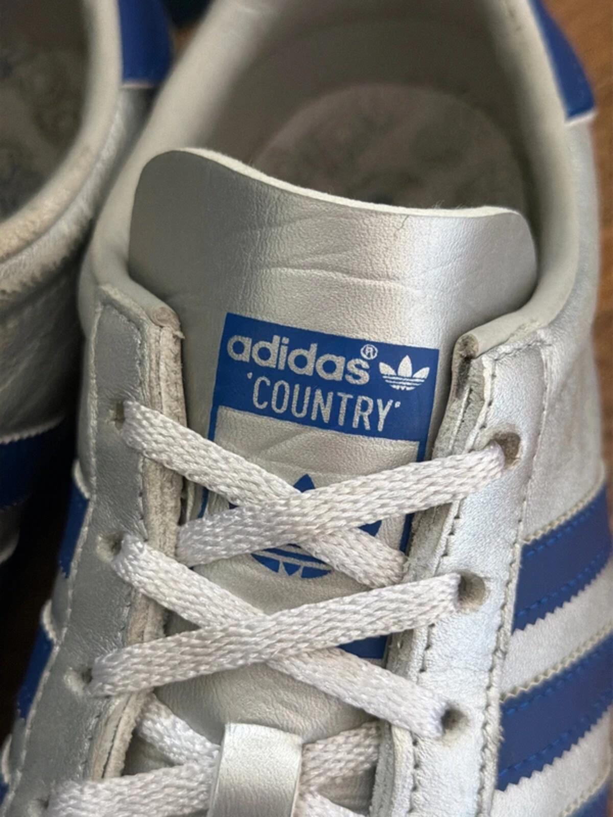 Women’s Adidas country OG leather trainers in silver - uk5.5 - 3447