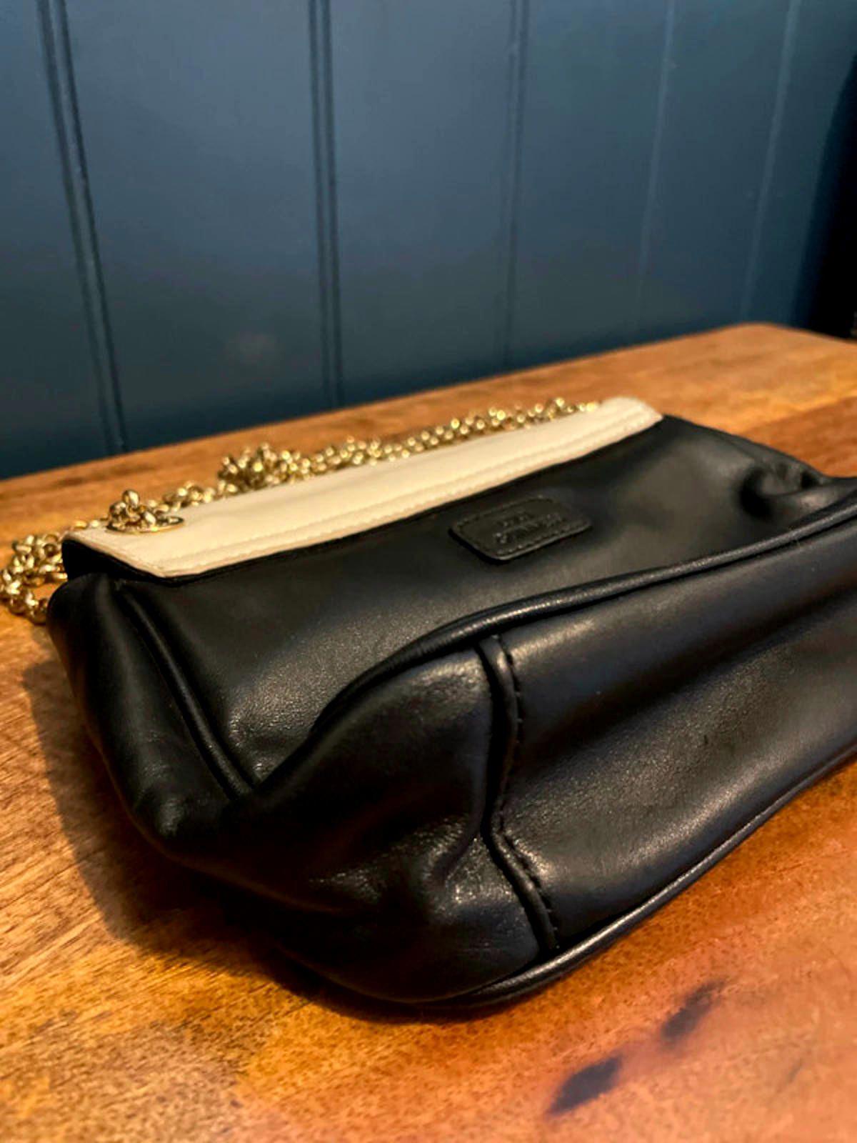 Women’s Lulu Guinness Eva Leather Shoulder Clutch Crossbody Bag In Black - 2849