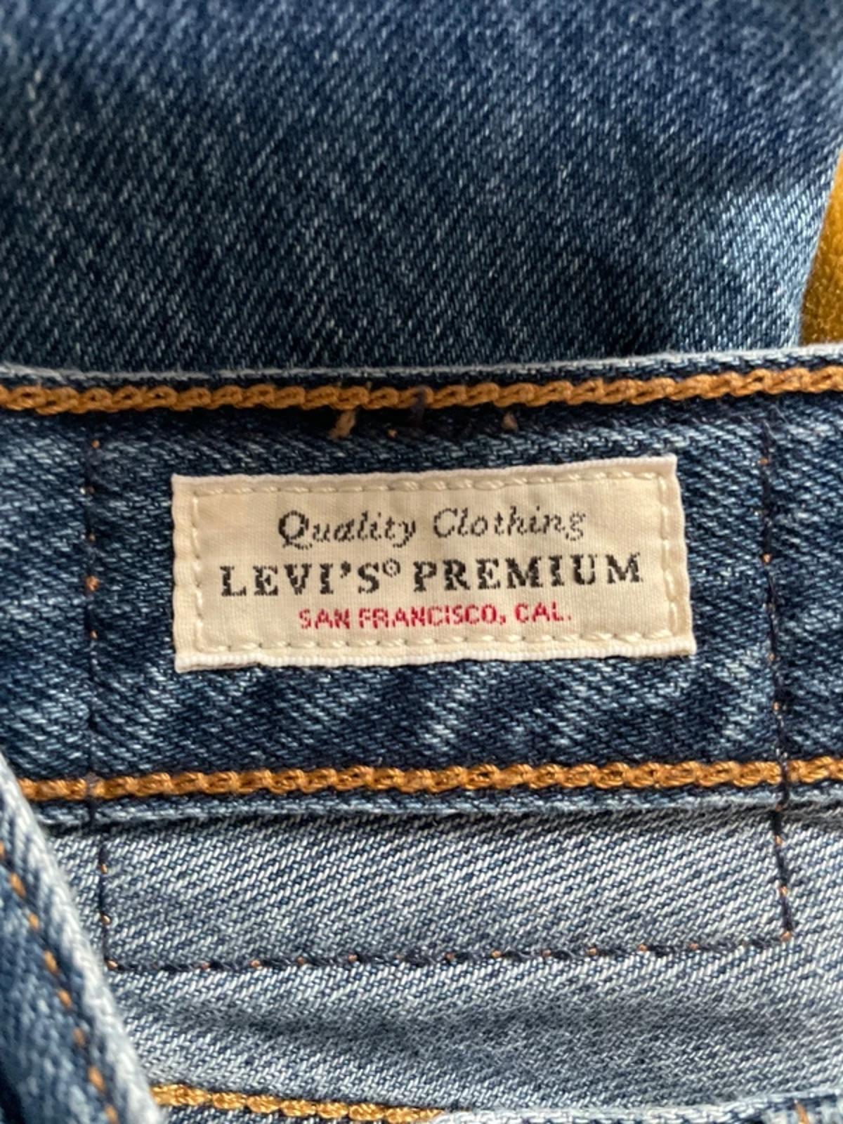 Women’s Levi’s High Waisted Ribcage Straight Fit Jeans In Navy - W28/L27 - 2954