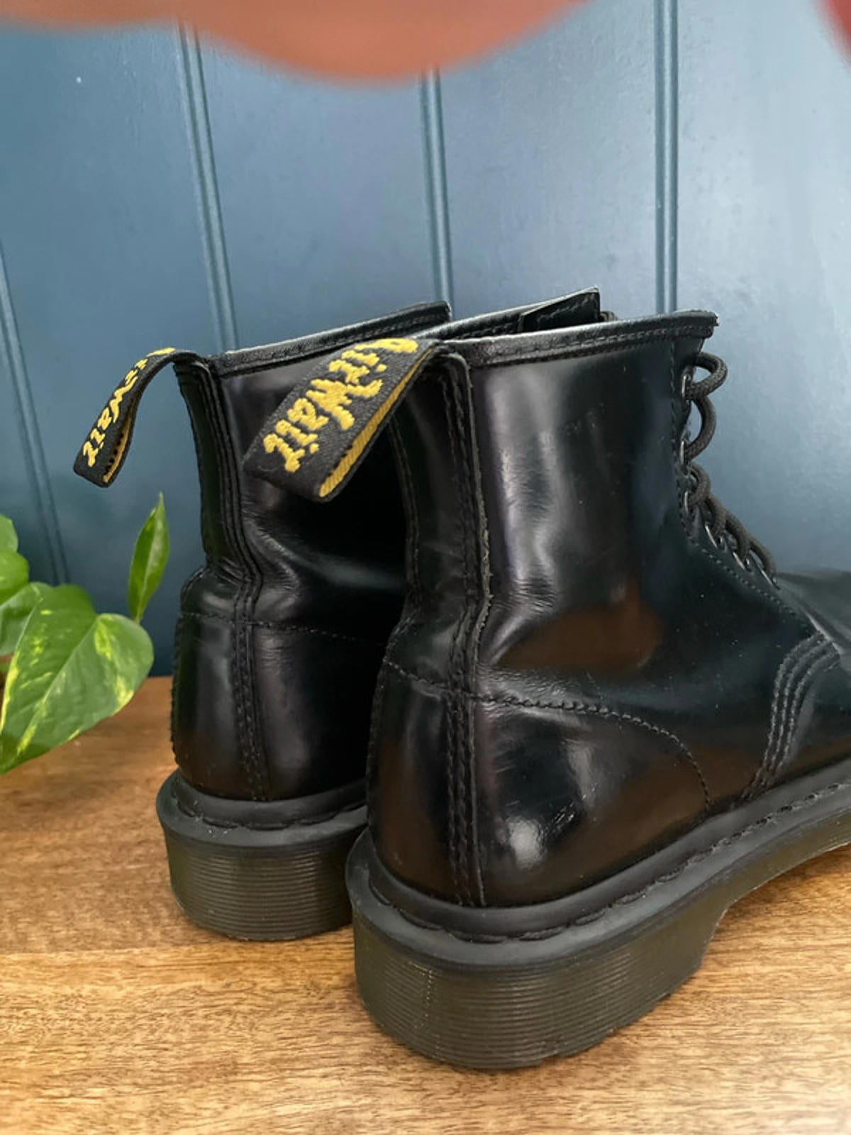 Women’s Dr Martens 101 Premium Leather Lace Up Boots In Black - UK4 - 2160