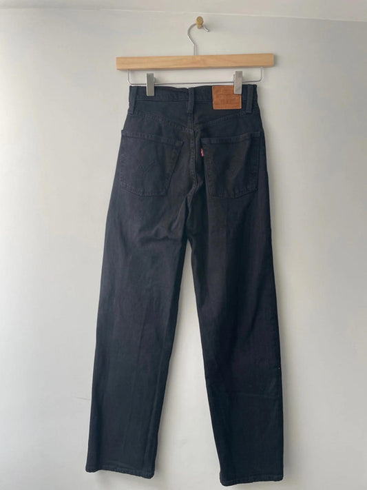 Women’s Levi’s Ribcage Straight High Waisted Fit Jeans In Black - W23/L27 -1842
