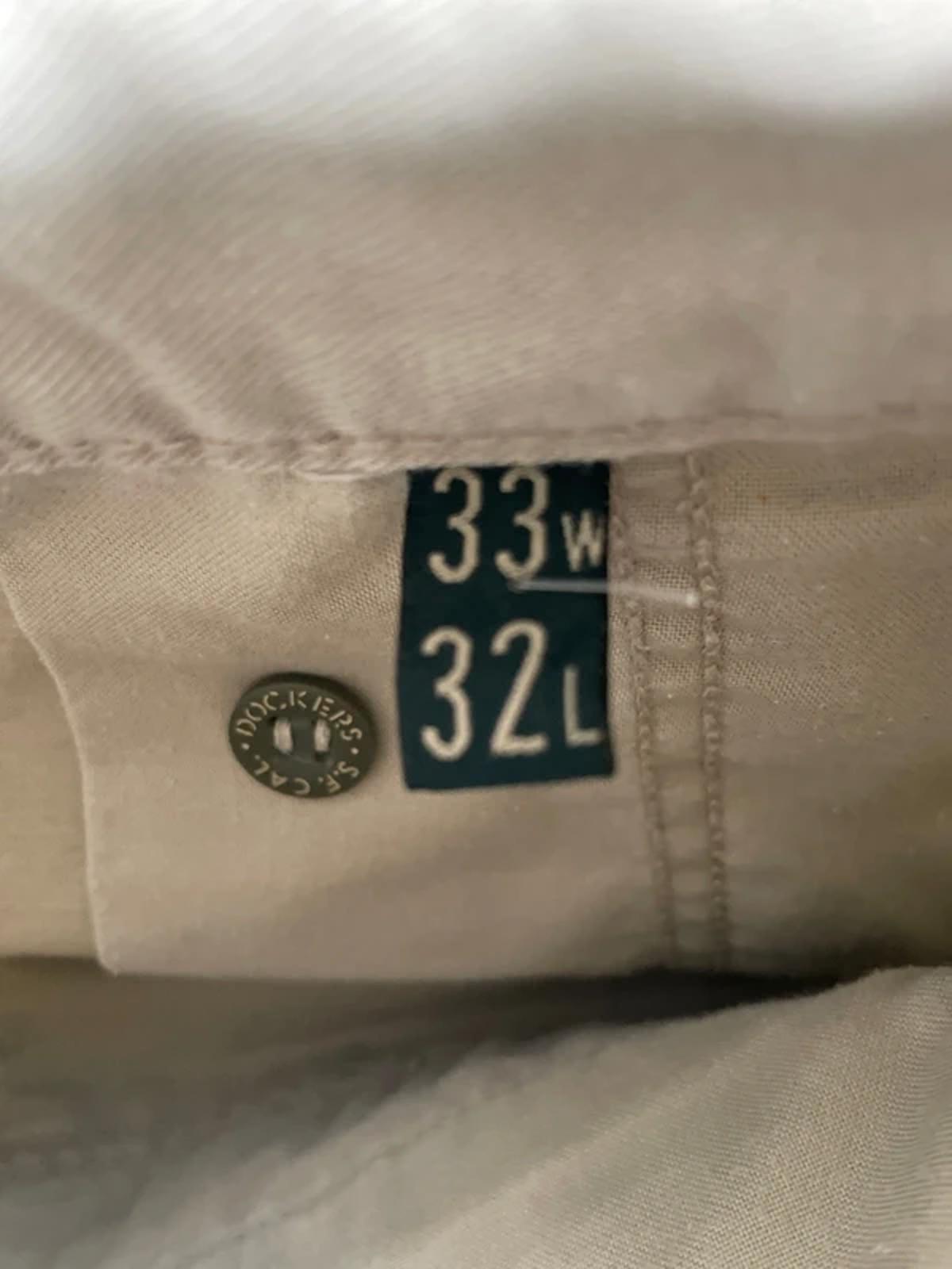 Men’s Dockers Classic Chino Trousers In Beige - W33/L32 - 2965