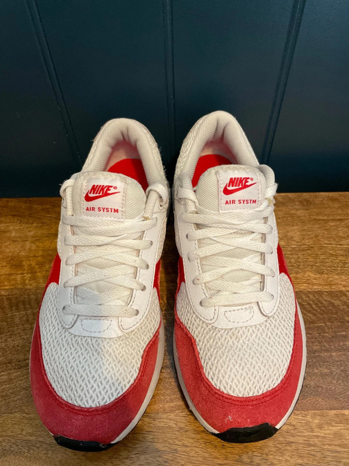 Women’s Nike Air Max SYSTM Trainers In White/University Red - UK 4.5 - 2606