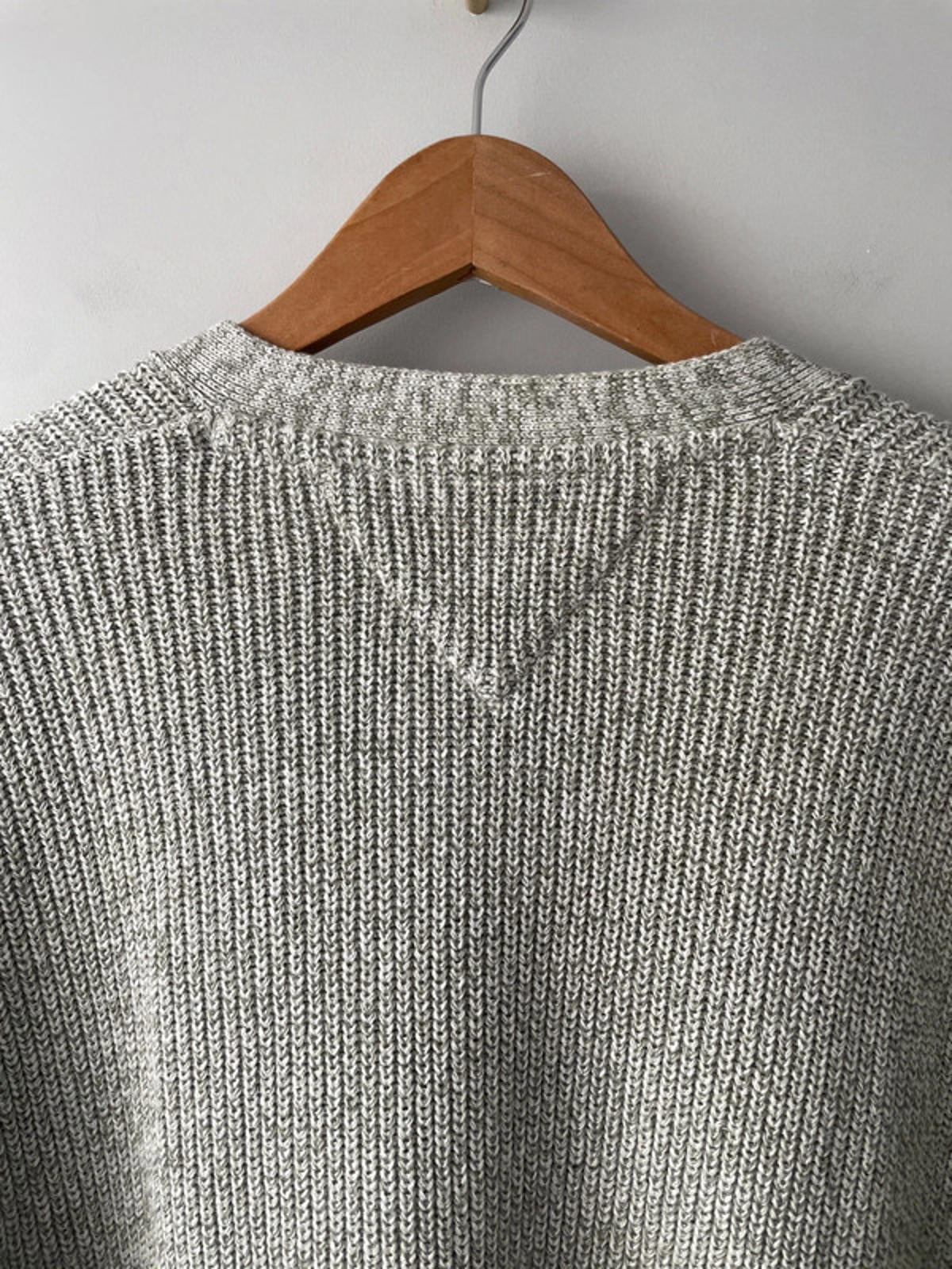 Men’s Tommy Hilfiger Badge Knitted Cardigan In Grey - Medium - 2308