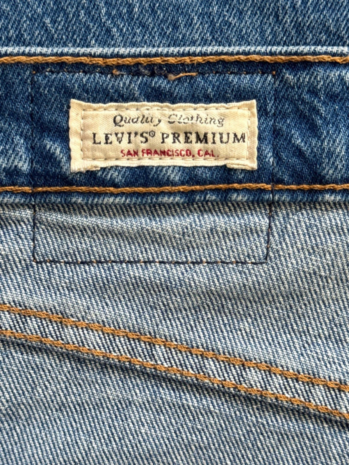 Women’s Levi’s Ribcage Crop Bootcut High Waisted Jeans In Navy - W26 / L27 -1311