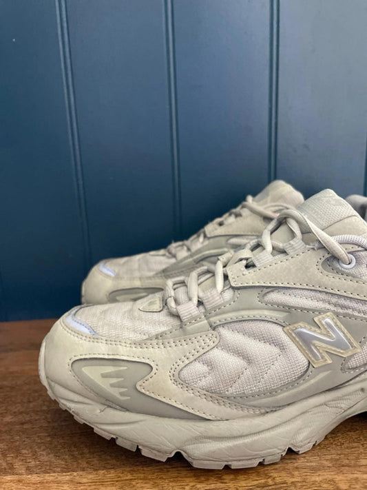 Men’s New Balance 725 Trainers With Chunky Sole - UK 8 - 1924