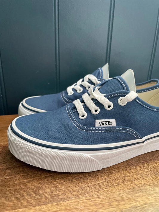 Women’s Vans Authentic Trainers In Blue - UK 4.5 - 1615
