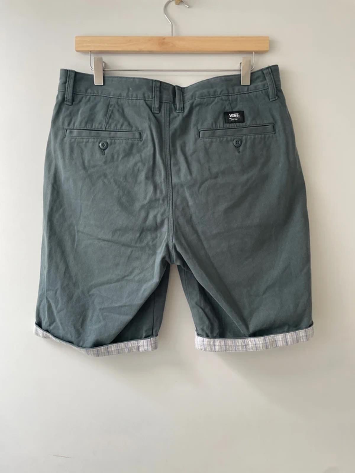 Men’s Van Classic Chino Shorts In Blue - W32/L9 - 2901