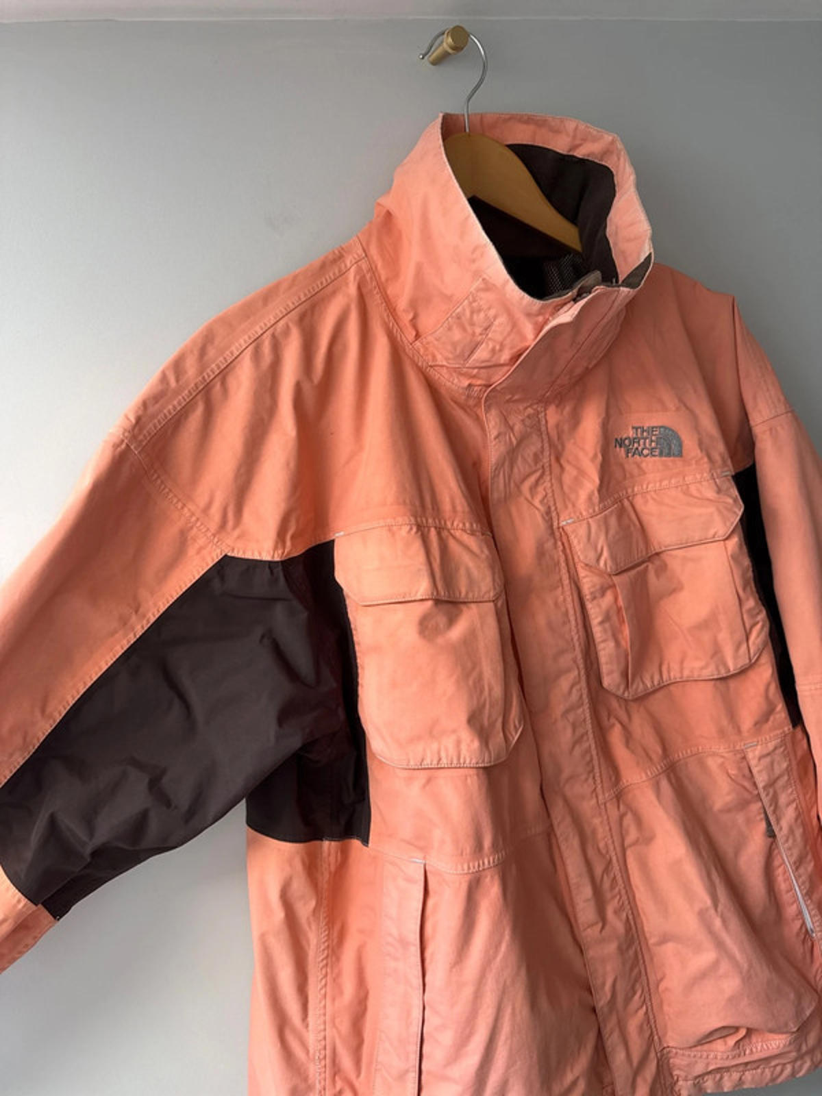 Men’s The North Face HyVent Waterproof Jacket Coat - Medium - 1008