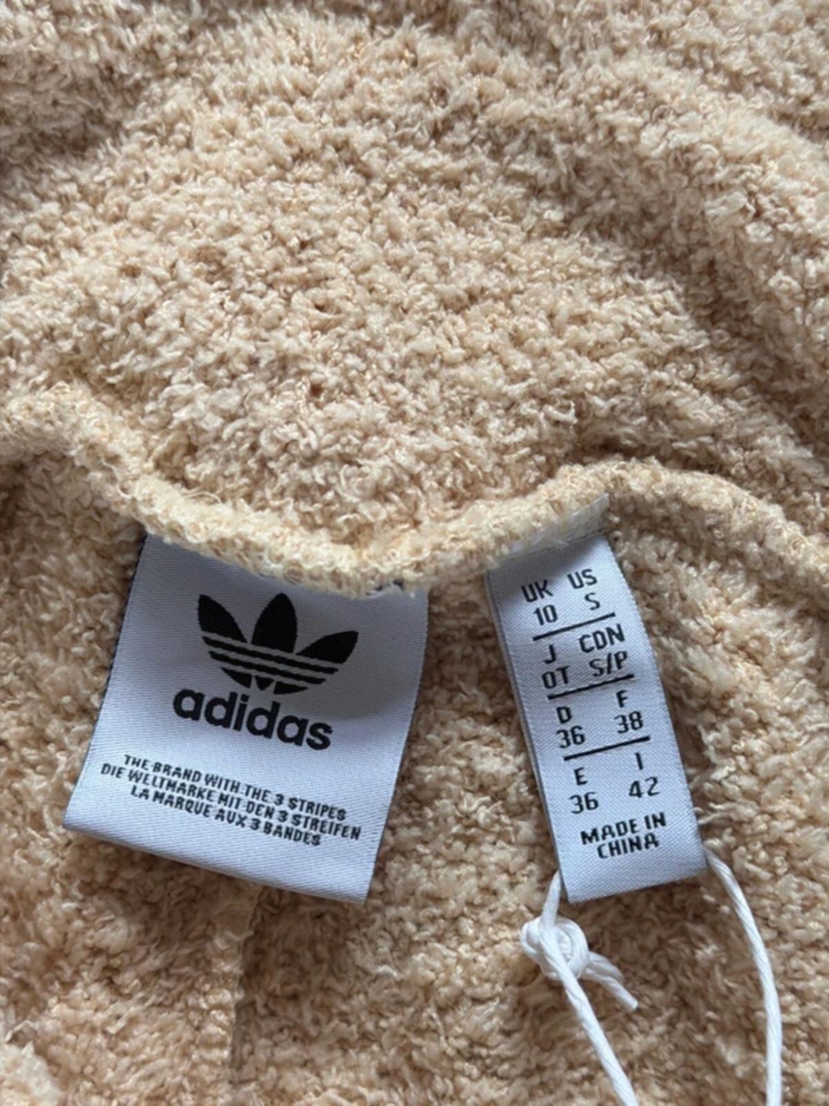 Women’s Adidas Relaxed Risqué Fluffy Texture Knit Shorts In Beige - Uk10 - 3324