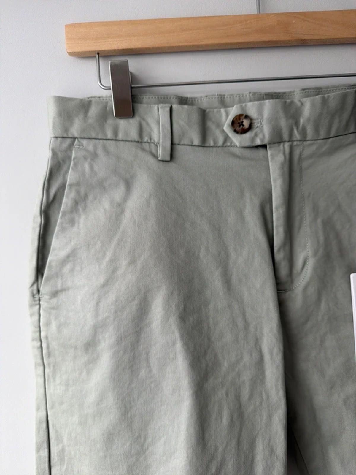 Women’s Reiss Premium Stretch Fit Classic Chino Shorts In Grey - W30 - 3255