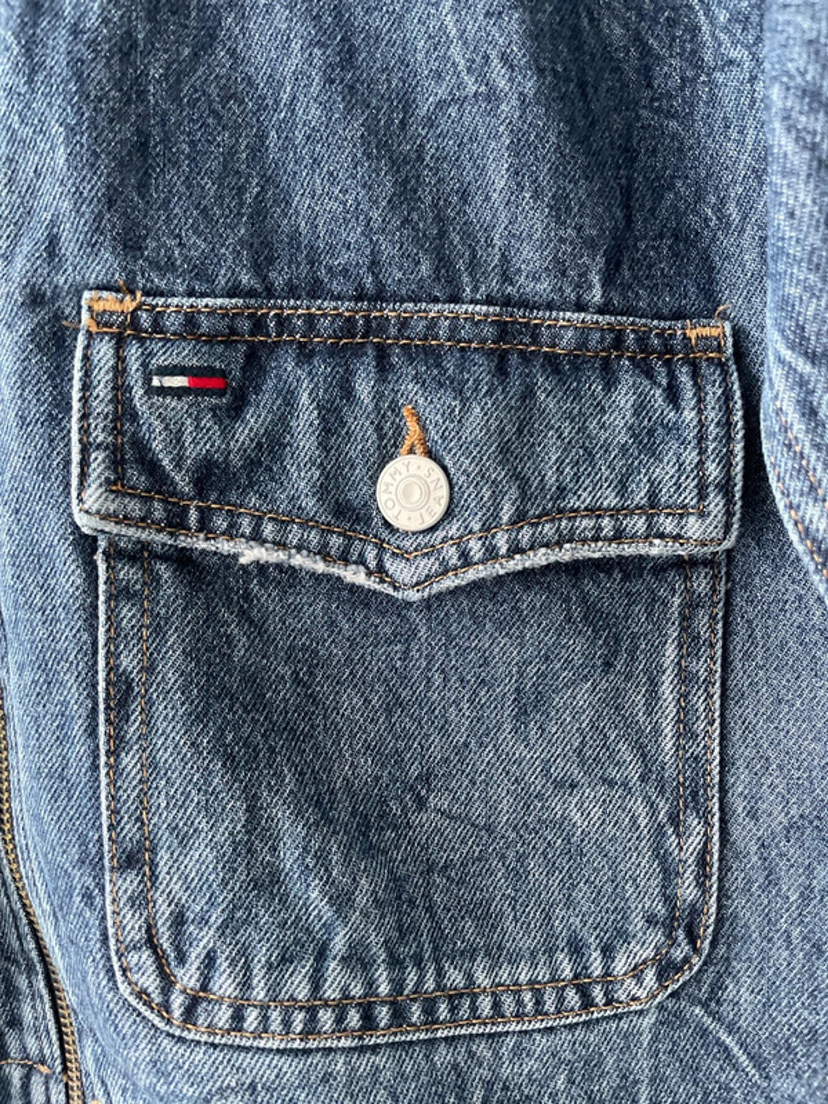 Women’s Tommy Hilfiger Floral Embroidered Denim Jacket In Navy - Small -2432