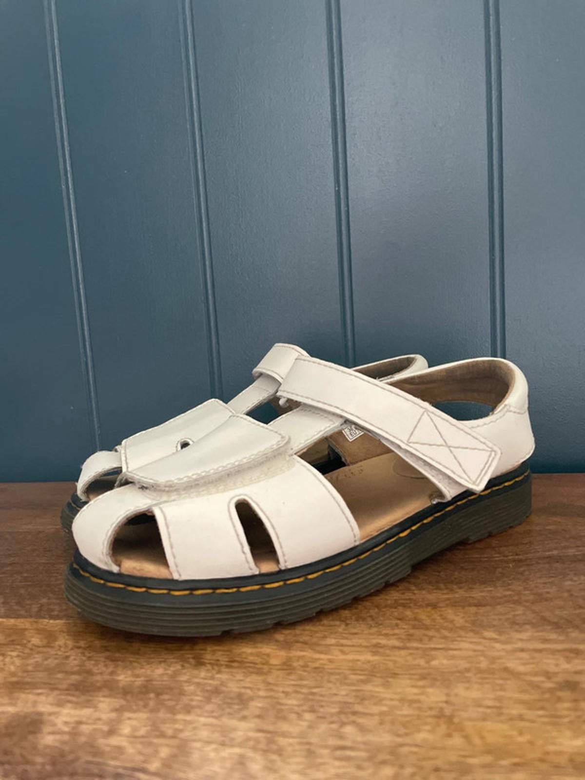 Women’s Dr. Martens Premium Leather Sandals with chunky sole  - UK 3 - 0903