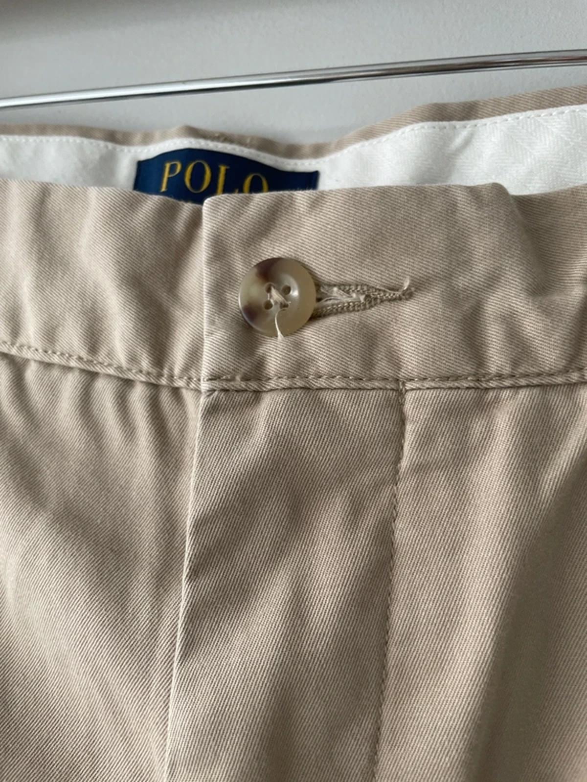 Men’s Ralph Lauren Classic Chino Shorts in Beige - W42/L11 -3188