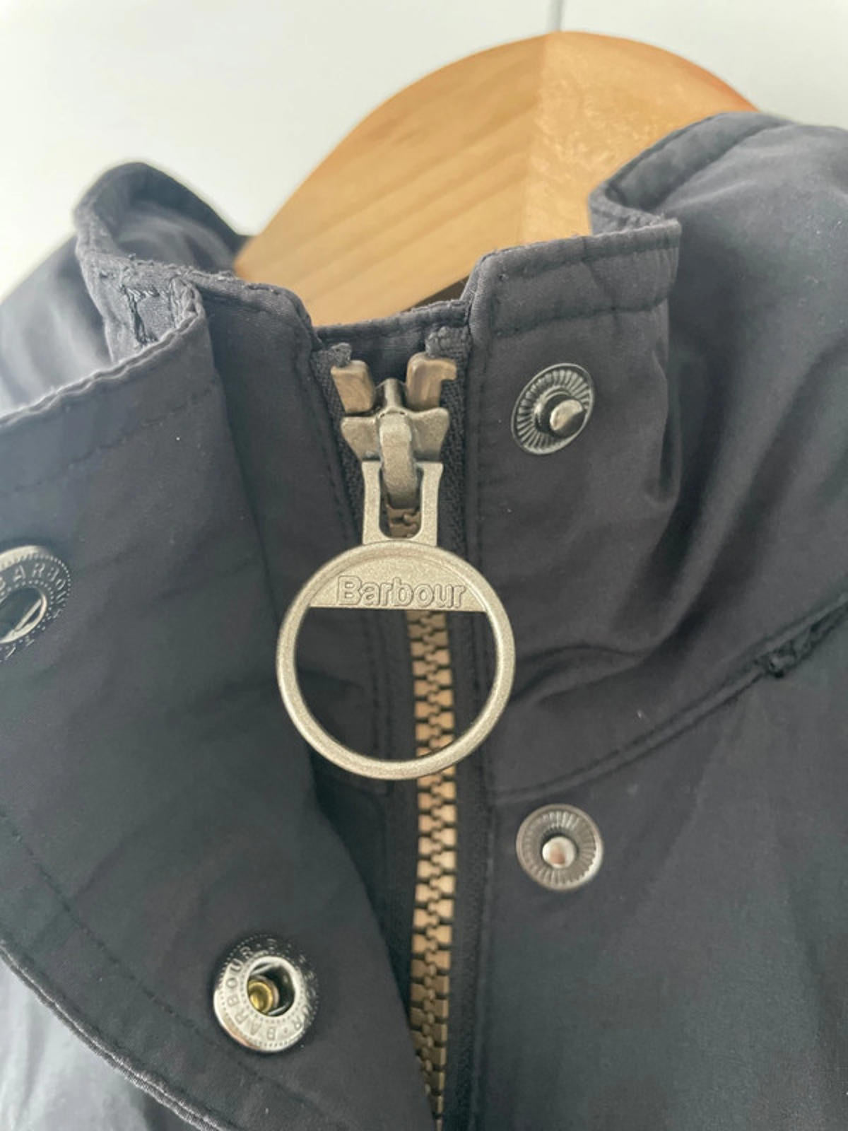 Women’s Barbour Waterproof And Breathable Jacket Packable Hood In Black - UK 12 - 2241