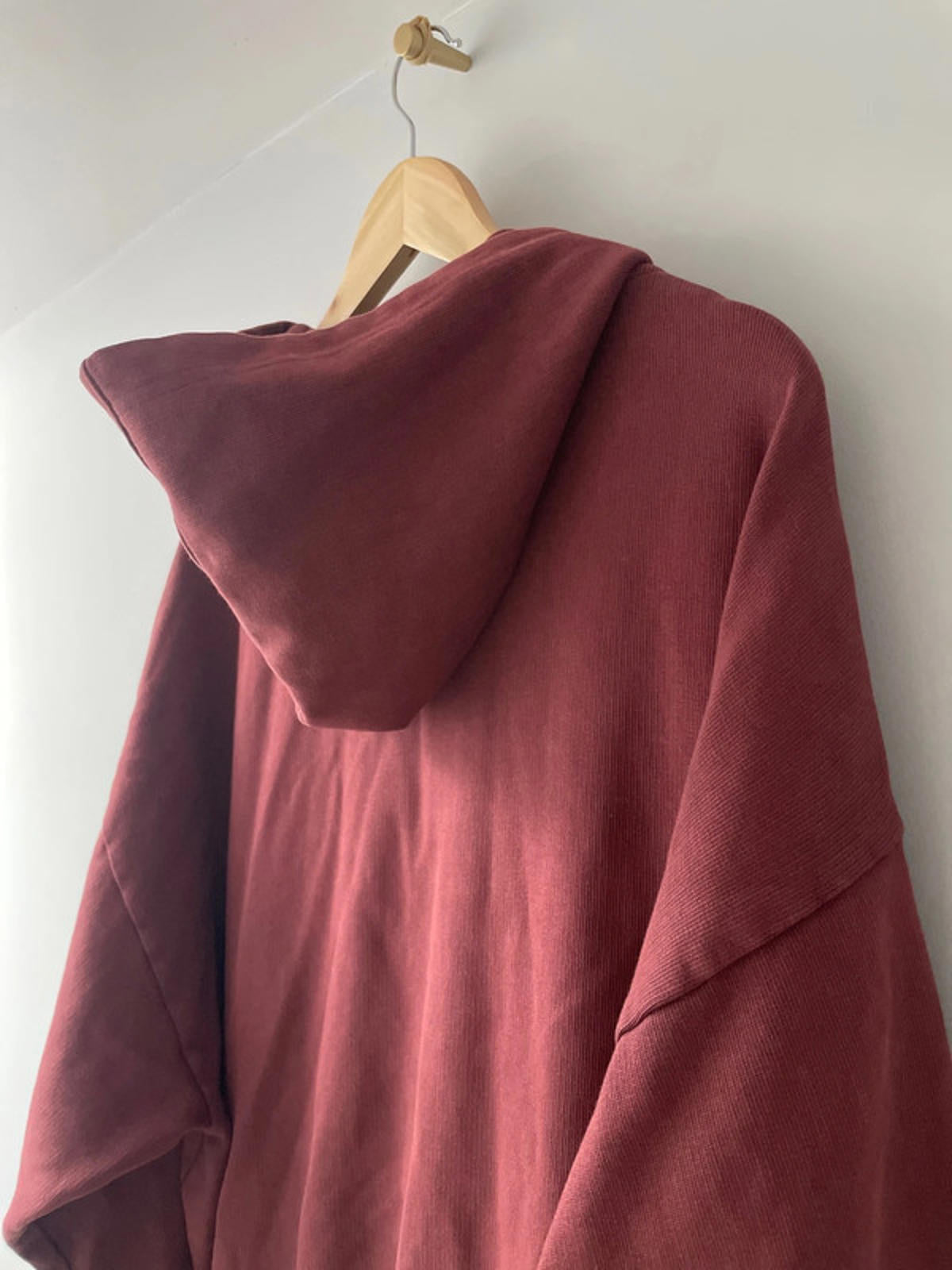 Men’s New Era Oversized Full Zip Hoodie in Washed Burgandy - Medium - 2434