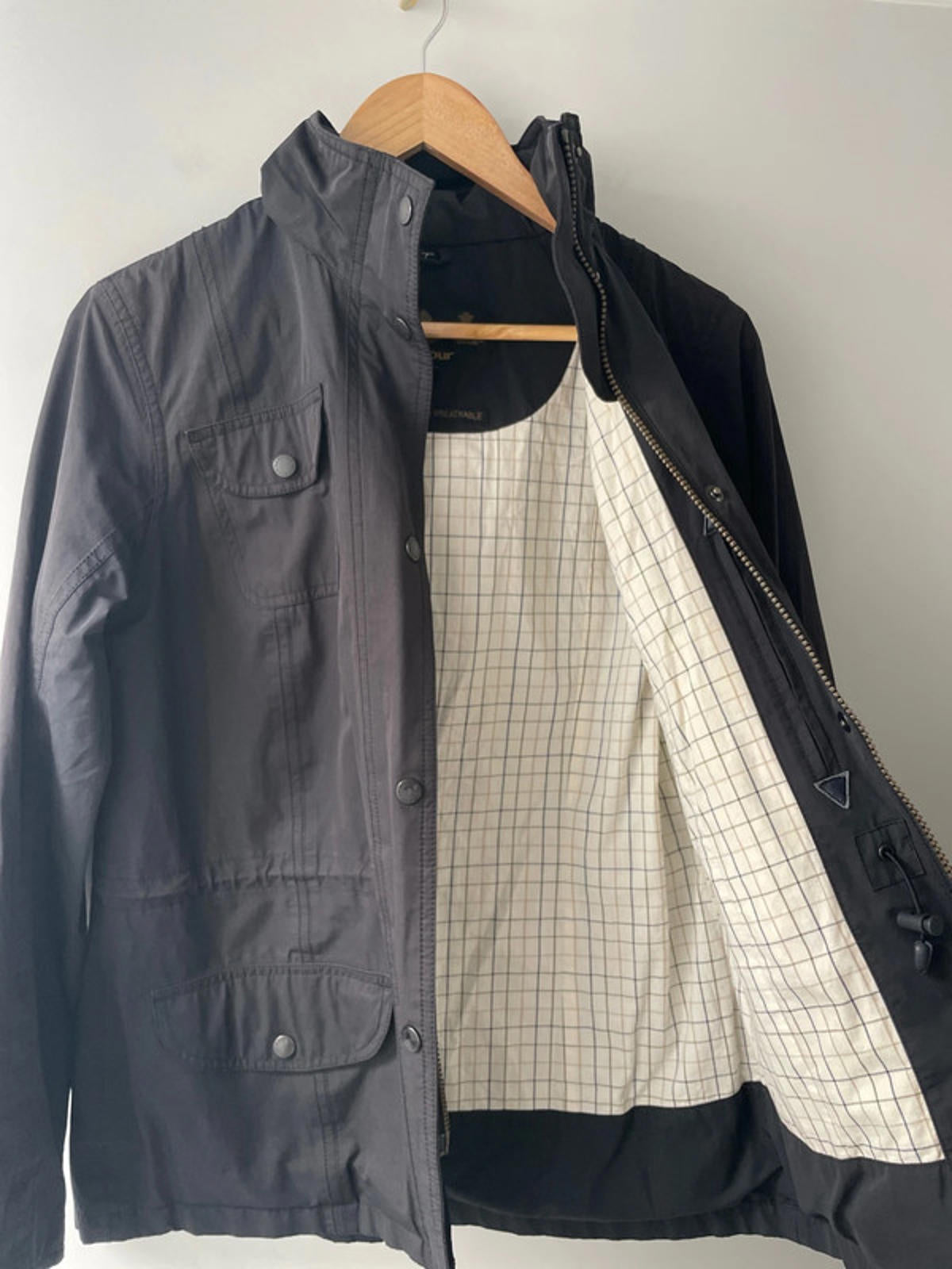 Women’s Barbour Waterproof And Breathable Jacket Packable Hood In Black - UK 12 - 2241