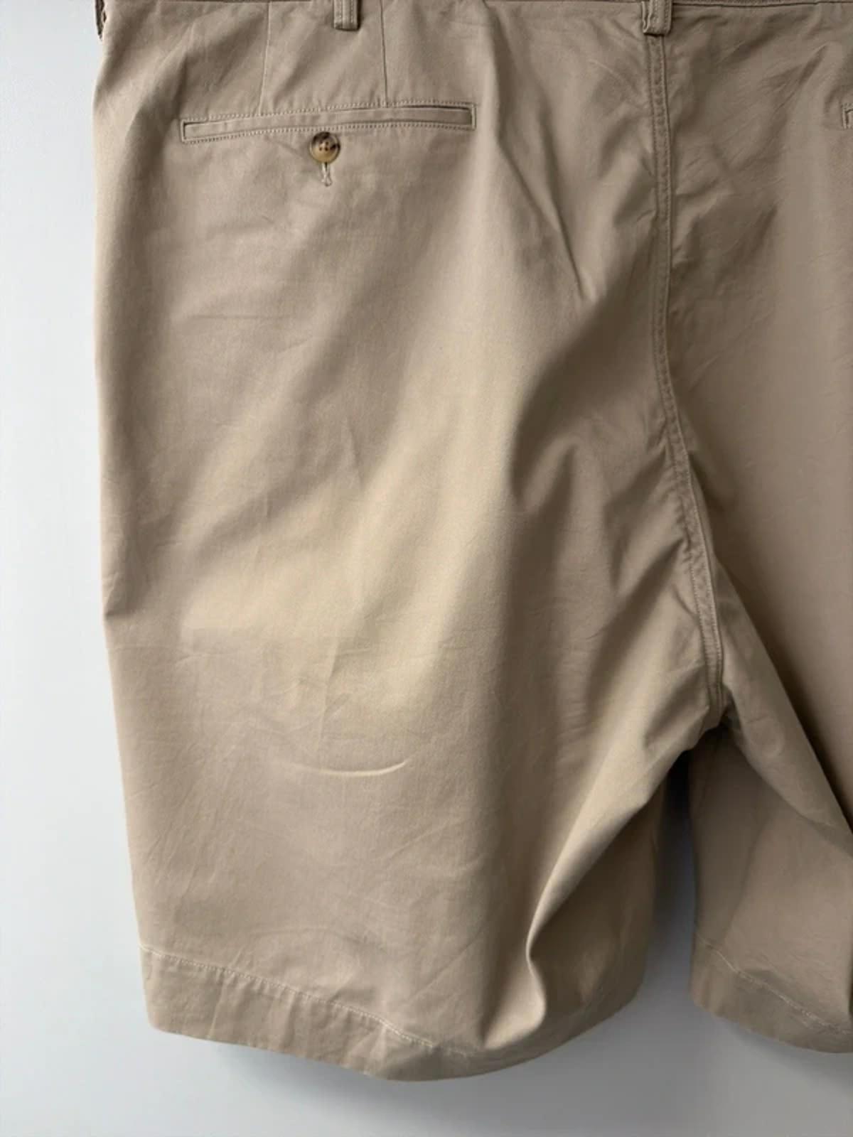 Men’s Ralph Lauren Stretch Classic Fit Chino Shorts in Beige - W48 - 3275
