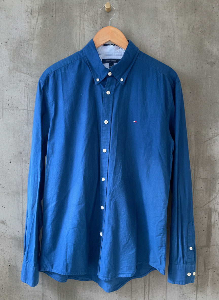 Men’s Tommy Hilfiger Button Down Collar Shirt in Navy - Large - 2568