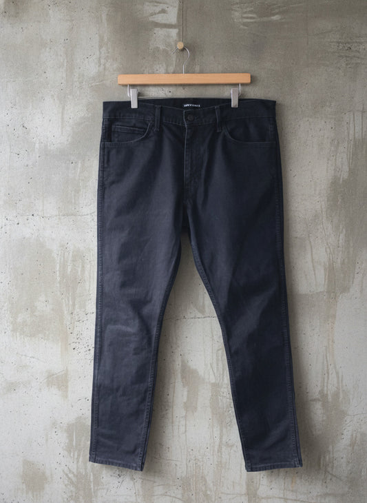 Men’s Levi’s line 8 Straight Leg Premium Range Jeans In Black - W36 / L32 - 1875