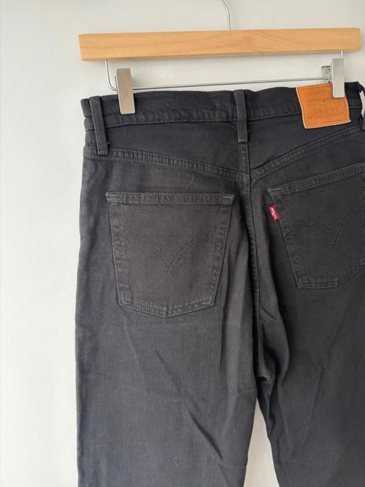 Women’s Levi’s High Waisted Ribcage Straight Fit Jeans In Black - W28/L27 - 3311