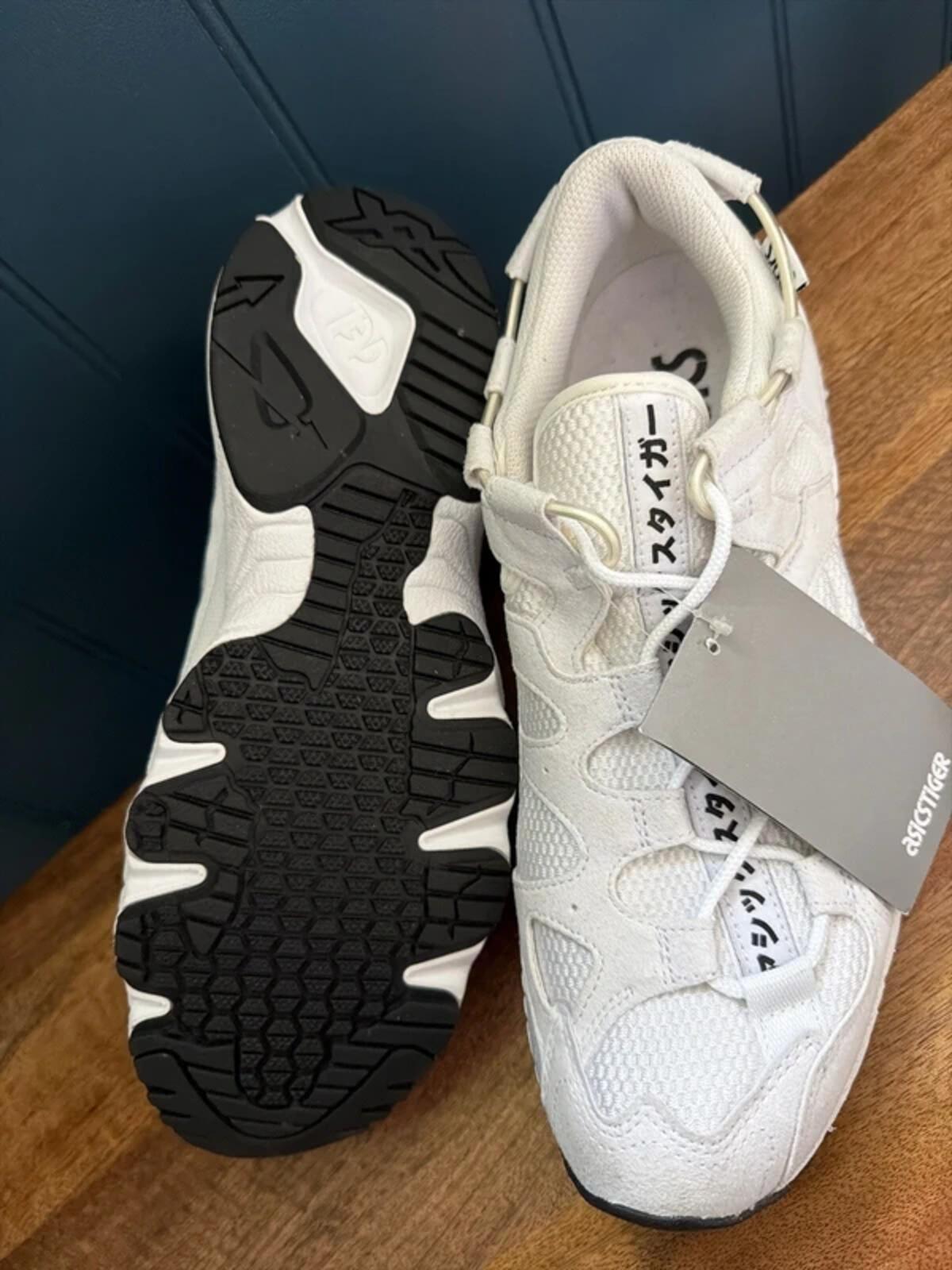 Men’s Asics Gel-Mai limited edition chunky sole trainers in white - uk8.5 - 3477
