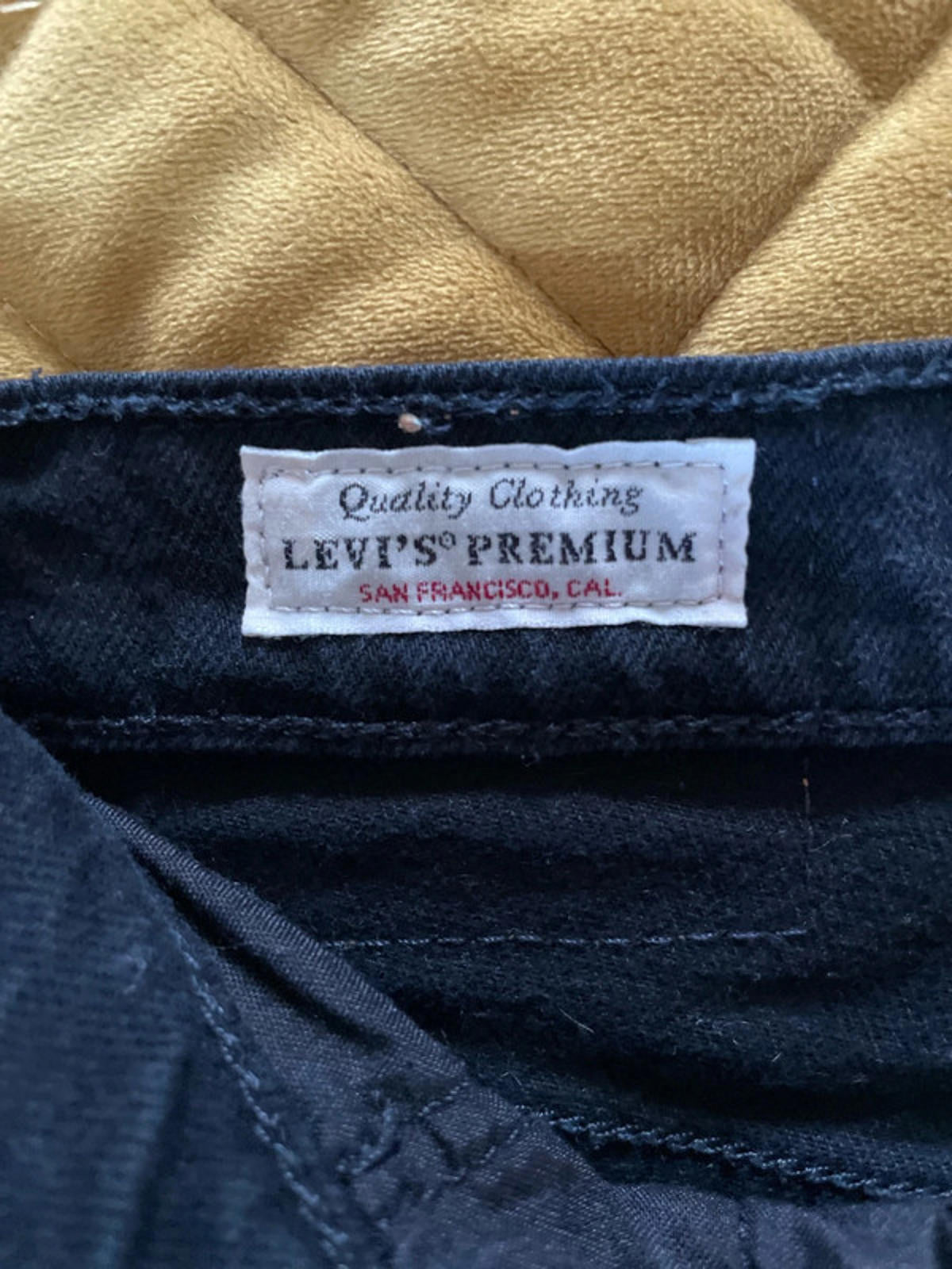 Women’s Levi’s High Waisted Ribcage Straight Fit Jeans In Black - W24/L27 - 2806