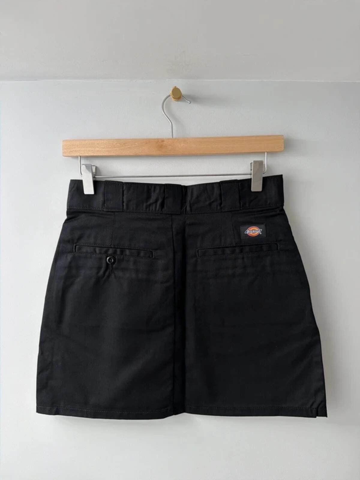Women’s Dickies mini work skirt with pockets in black - W26 - 3438