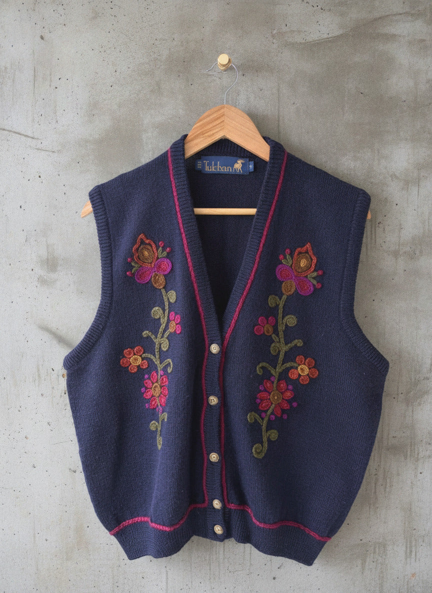 Women’s Tulchan 100% New Wool Hand Embroidered Flower Design Cardigan - XLarge - 3424