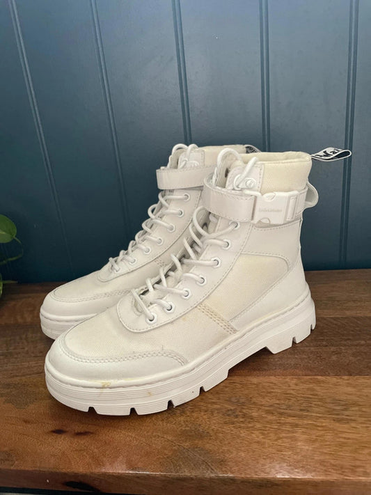 Women’s Dr Martens Combs Tech Boots In Off White - UK 6 - 2367