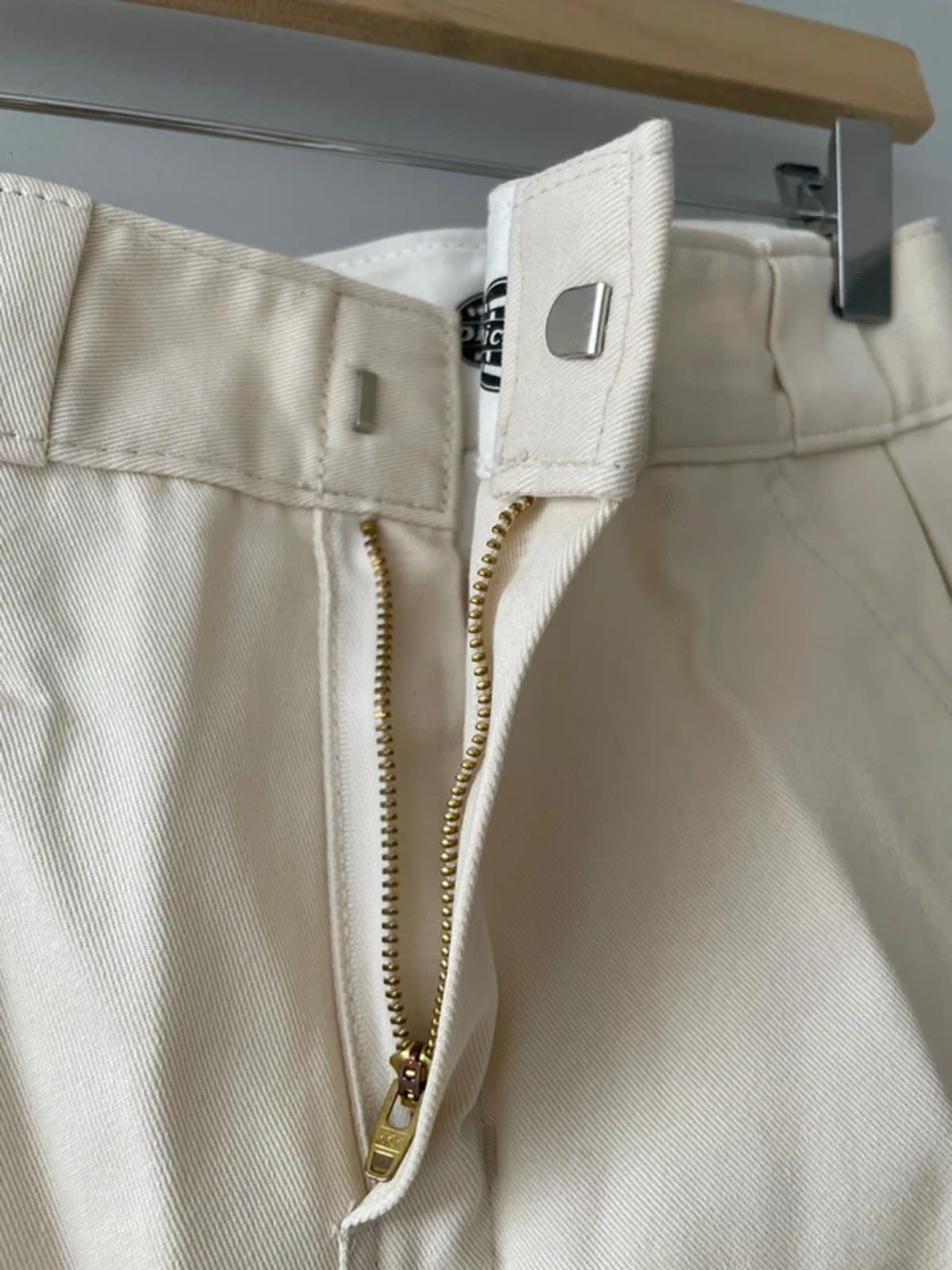 Women’s Dickies Elizaville Straight Leg Chino Trouser In Cream - W26/L29 - 3008