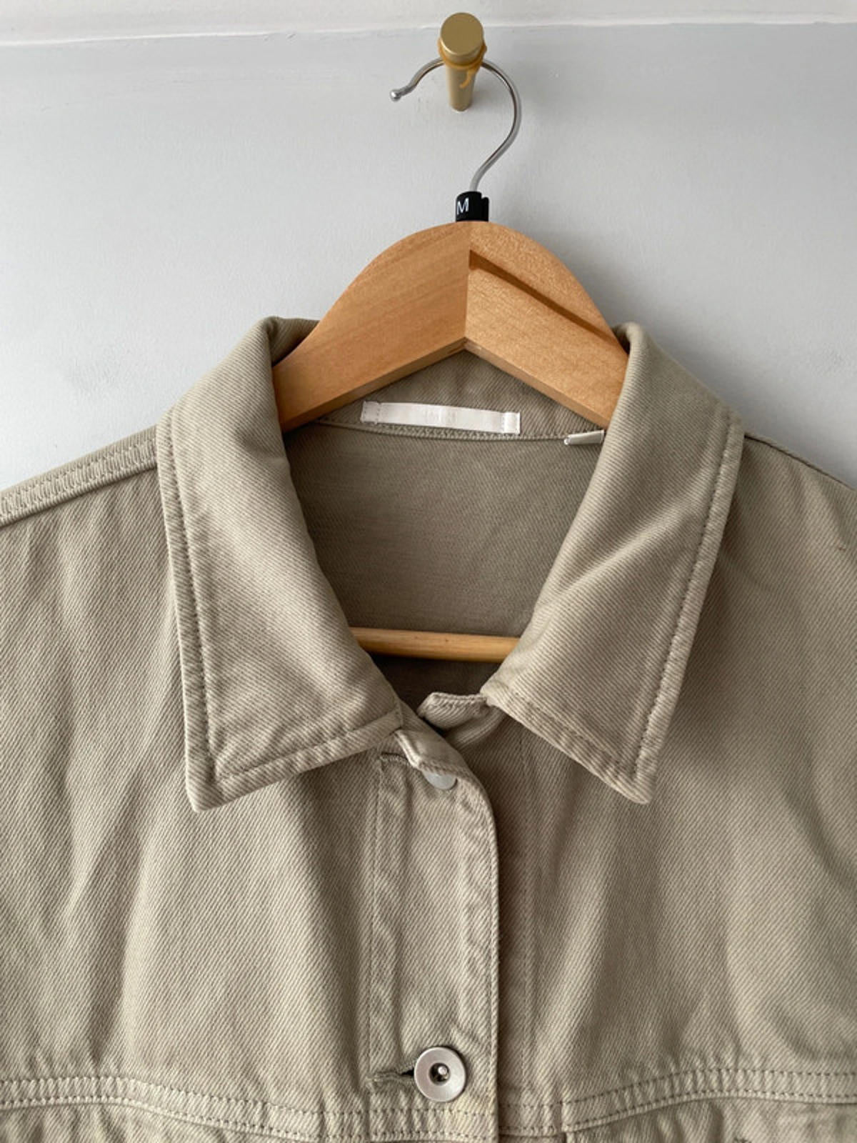 Women’s Uniqlo Cropped Oversized Fit Denim Jacket In Beige - Medium - 2027