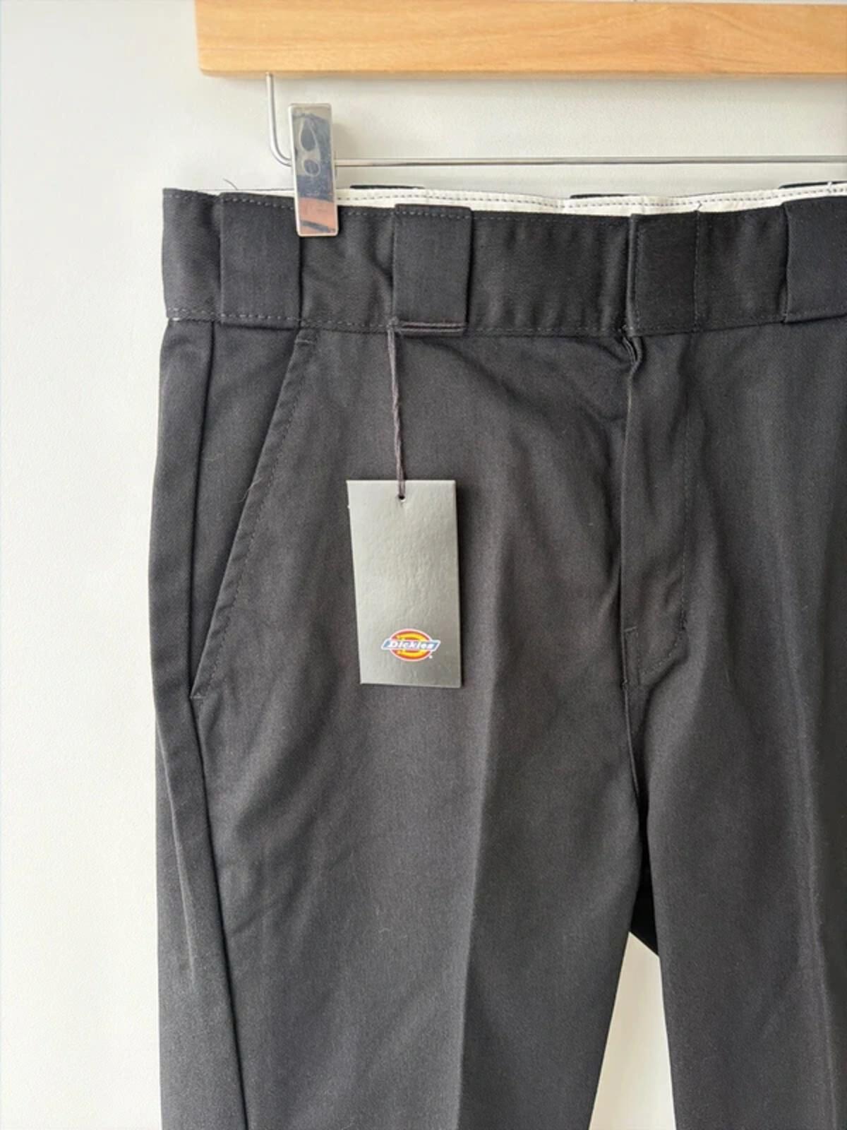 Women’s Dickies Elizaville Straight Leg Chino Trouser In Black - W28/L29 - 3377