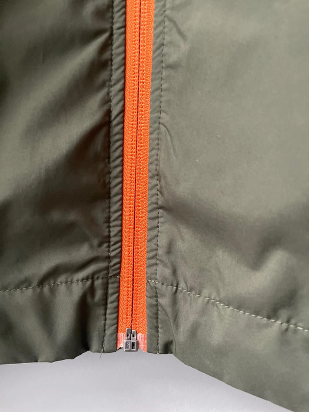 Men’s Victorinox Lightweight Harrington Jacket in Green - Large - 2664