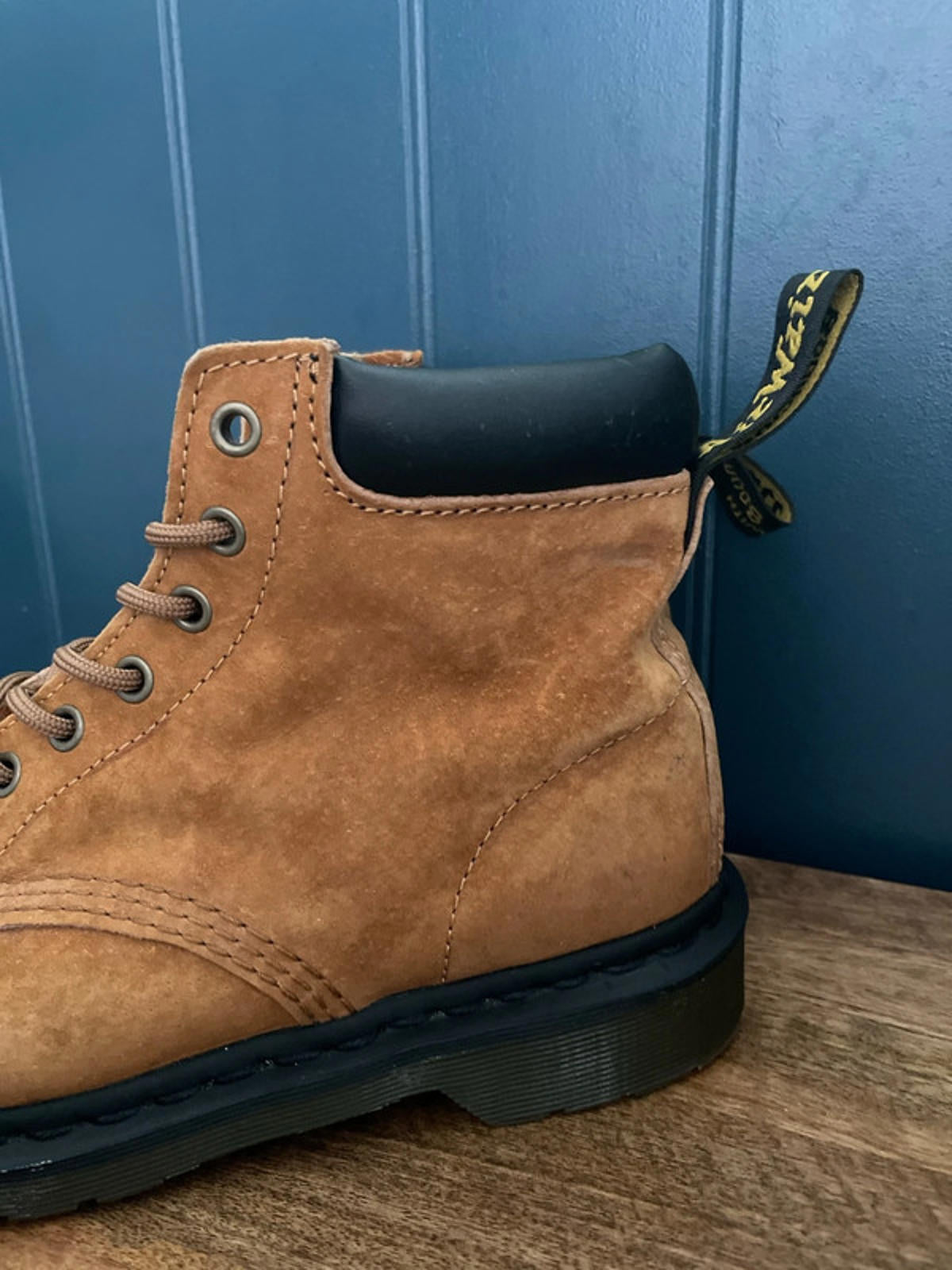 Women’s Dr Martens Soft Buck 939 Suede Lace Up Boots In Tan - UK 6 - 2358