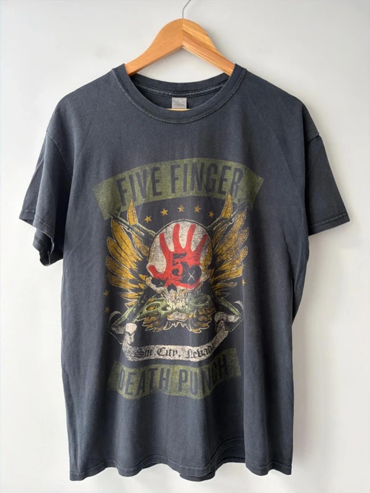 Men’s five finger death punch print crew neck t-shirt in black - Large - 3415