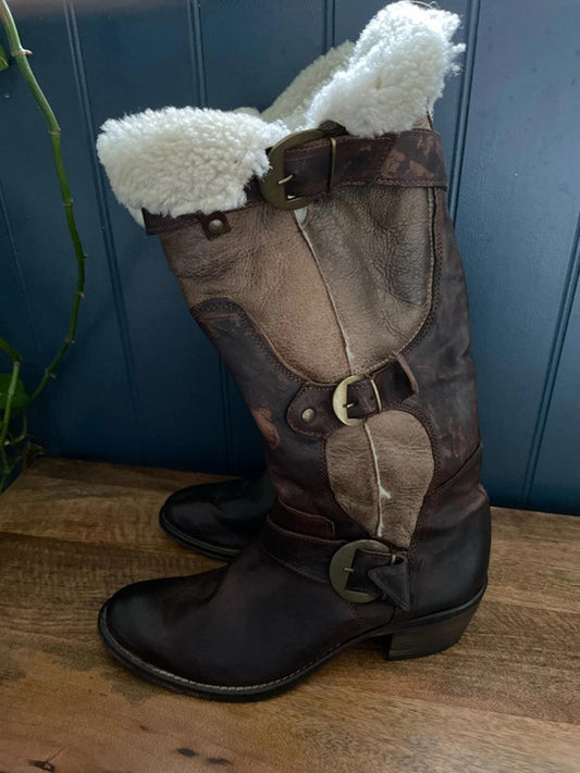 Women’s Manas Designer Leather Knee length Boots Made In Italy In Tan - UK 7 - 2569