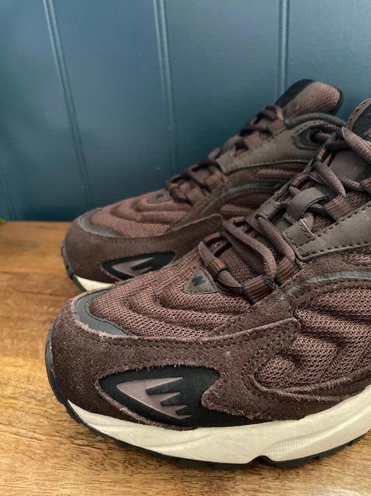 Men’s New Balance 725 Trainers With Chunky sole - UK 8 - 1735