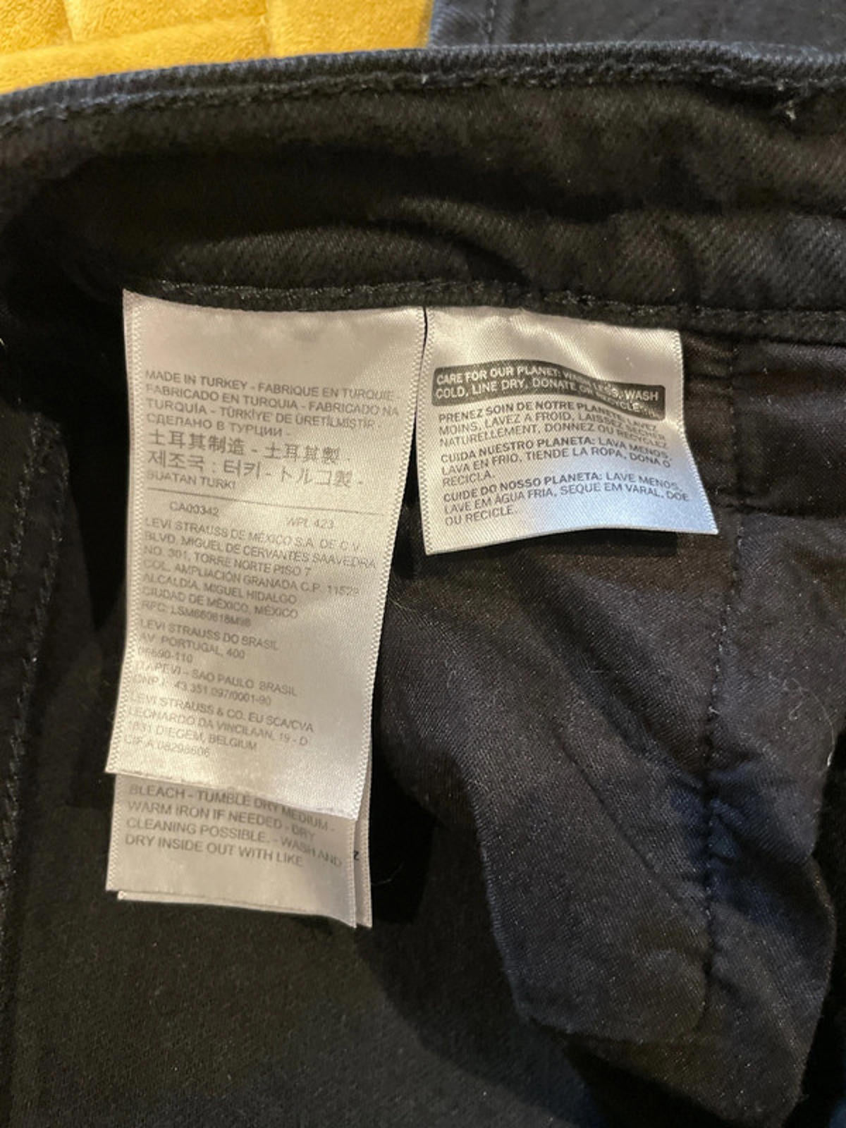 Women’s Levi’s High Waisted Ribcage Straight Fit Jeans In Black  - W24/L27 - 2499