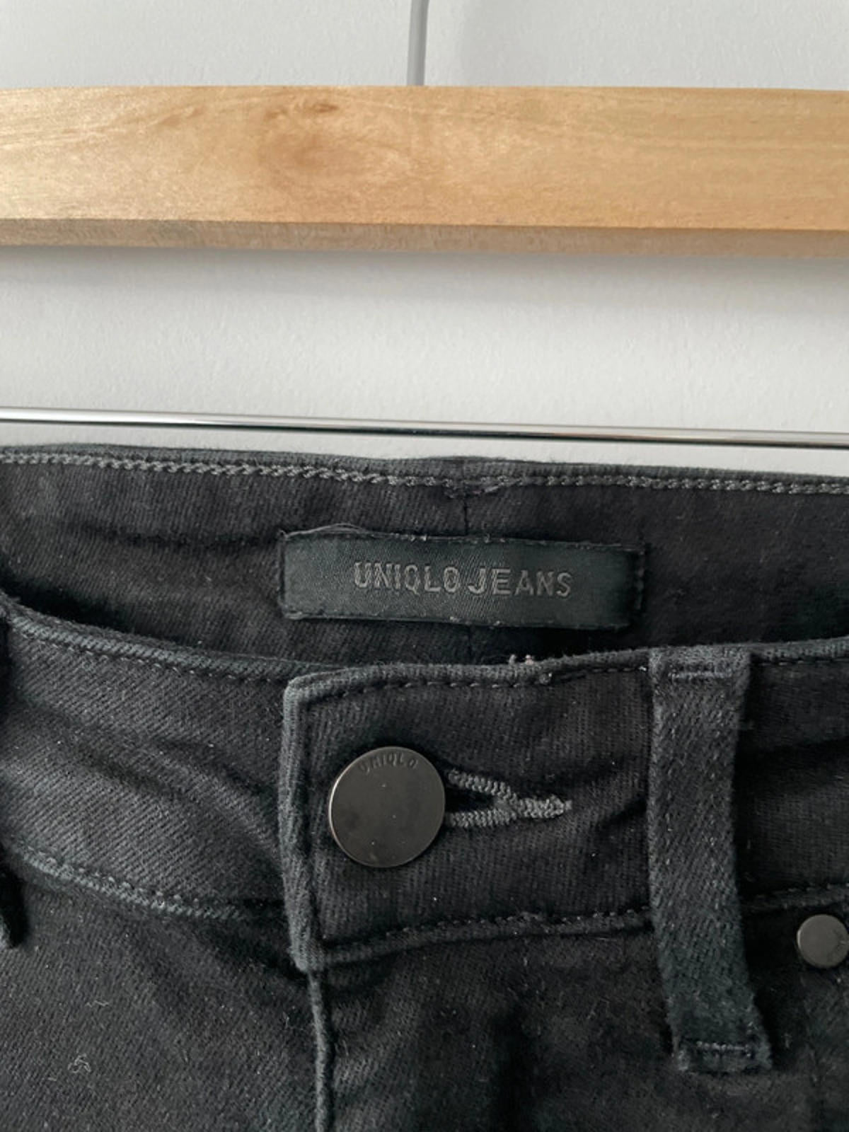 Women’s Uniqlo Skinny Fit Jeans In Black - W27 / L32
