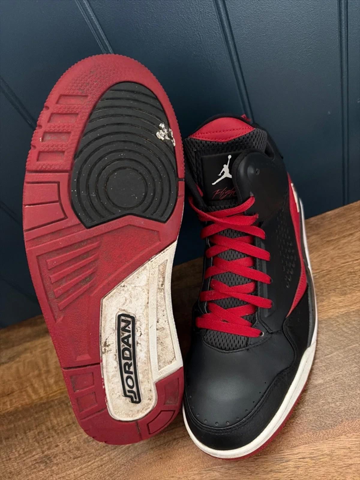 Men’s Nike Air Jordan SC-3 Basketball Trainers In Black/Red - Uk9 - 3293