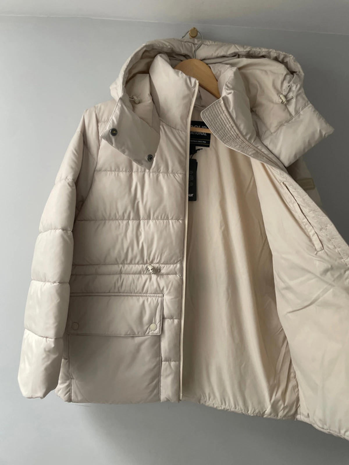 Women’s Barbour International Lisbon Padded Hooded Puffer Jacket In Cream - UK 8 - 2433