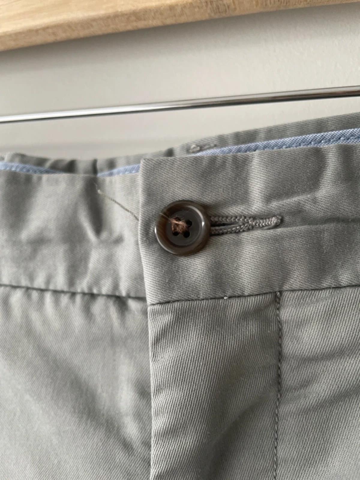 Men’s Ralph Lauren Classic Fit Chino Shorts in Beige - W36/L9 - 3171